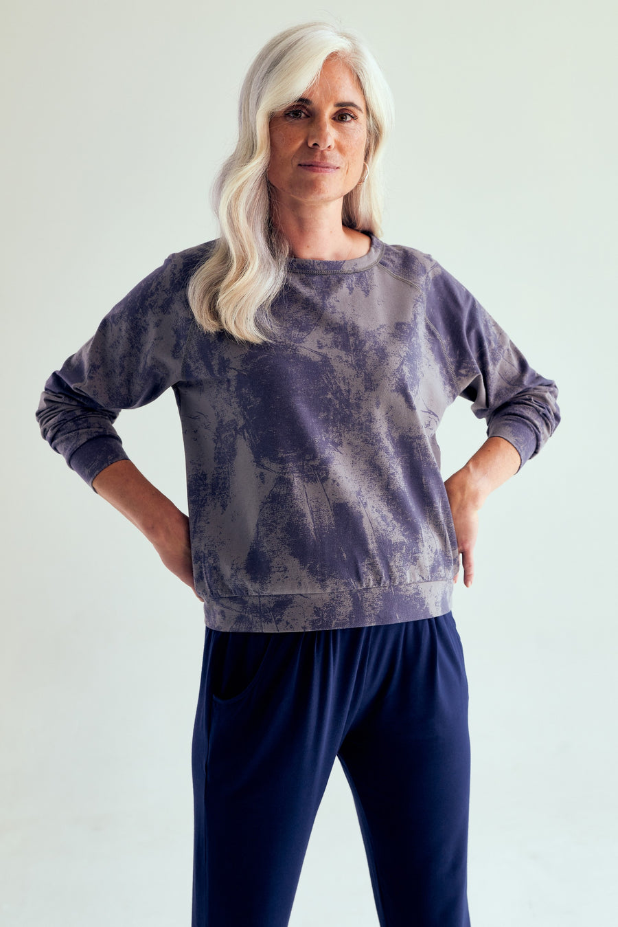 Be Calm Sweatshirt - Shadow