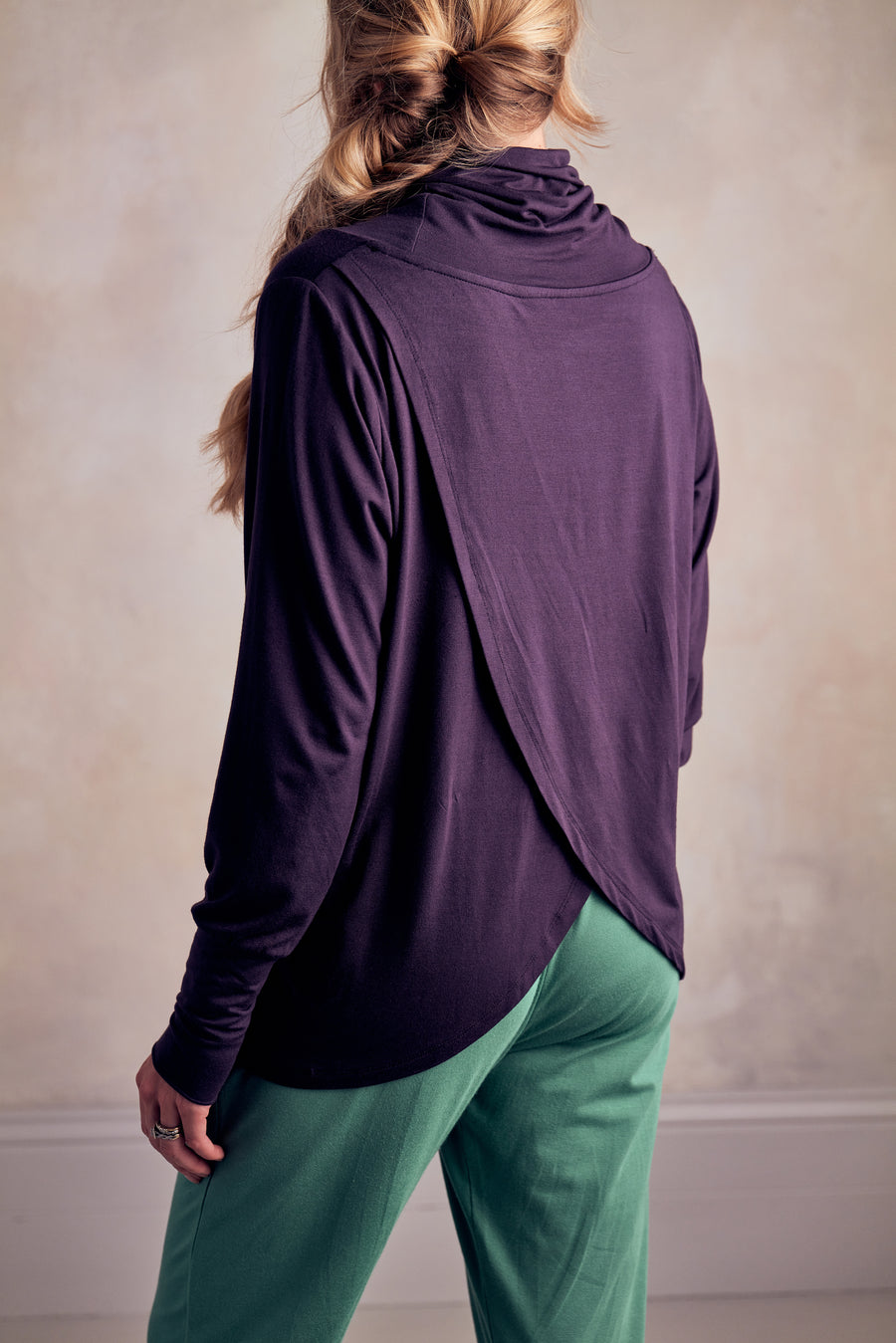 Scallop Top - Pebble