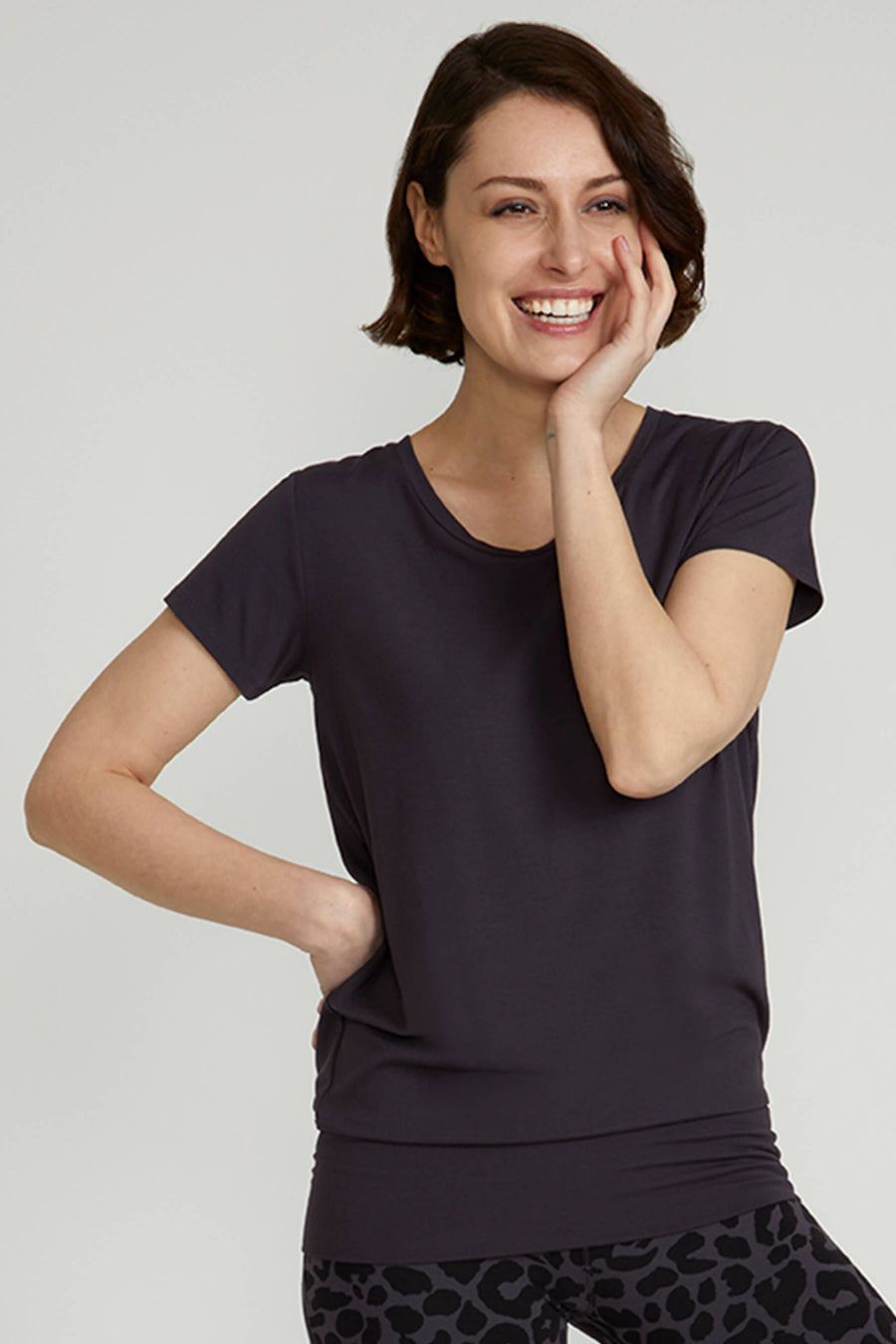 Smooth You Tee - Pebble